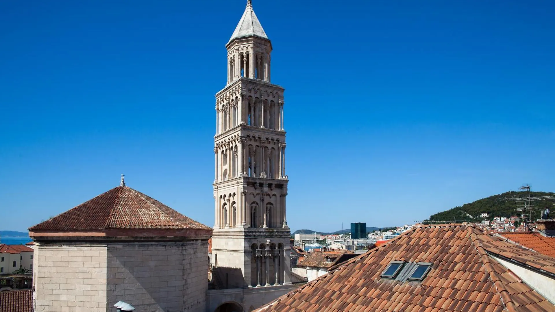 Aurum D Apartment Split